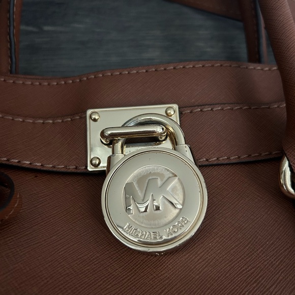 Michael Kors Hamilton handbag - Picture 4 of 7